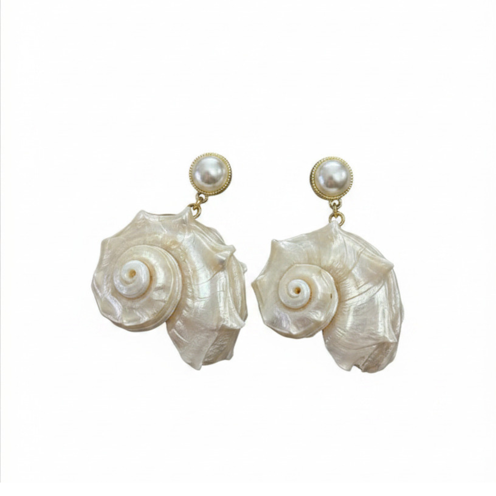 Gustavia Shell Earrings